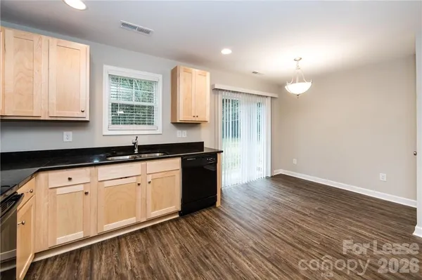 $1,695 | 4414 Tantilla Circle, Charlotte, NC 28215