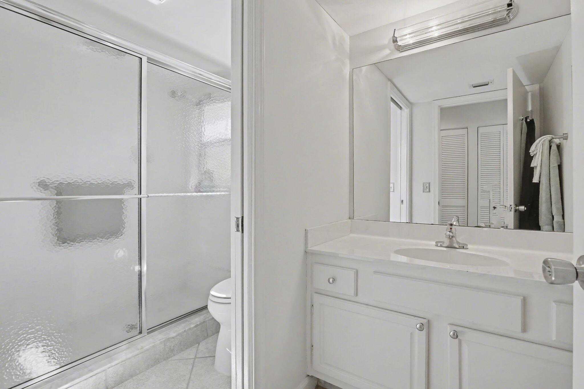 20516 Linksview Way Boca Raton, FL 33434 - Photo 21 of 48 Secondary Bath