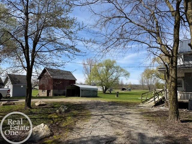 15594 Bryce Road Capac, MI 48014 - Photo 2 of 35