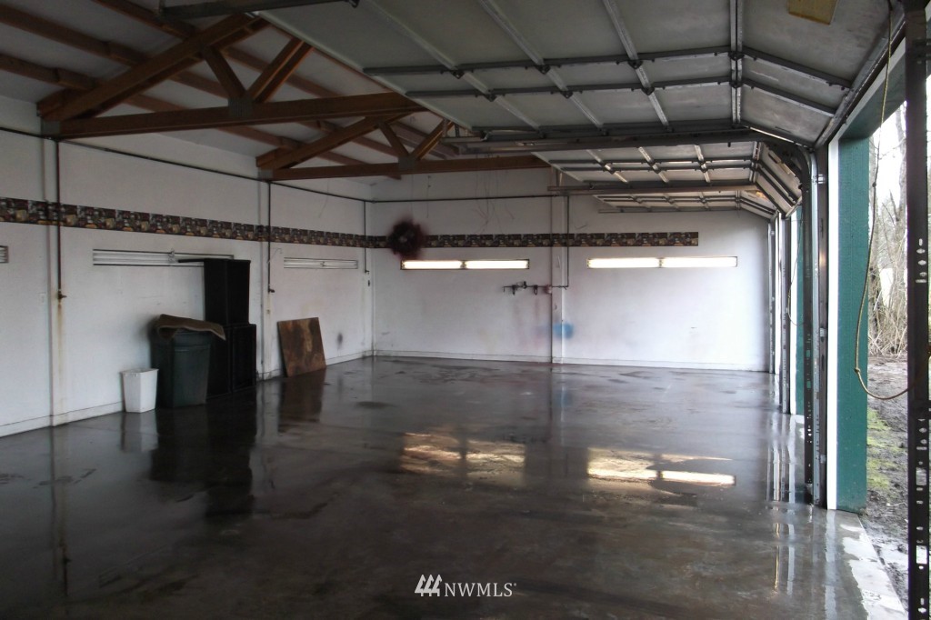 397 West King Tut Road Bellingham, WA 98226 - Photo 14 of 15 Gallery Image 14