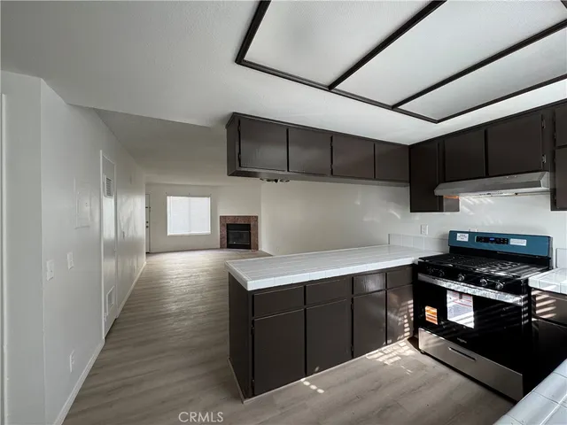 $2,500 | 222 West Dexter Street, Covina, CA 91723