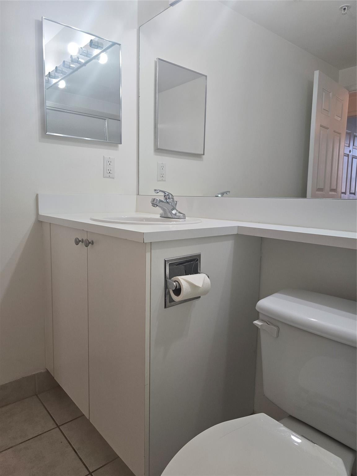 7970 North Nob Hill Road, Unit 205 Tamarac, FL 33321 - Photo 25 of 28 Photo 25