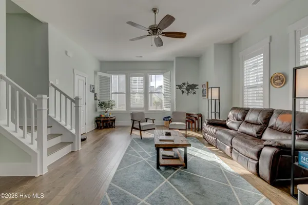 $3,200 | 1817 Bungalow Row, Wilmington, NC 28409