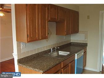 3411 Kirkwood Road Philadelphia, PA 19114 - Photo 3 of 12 Kitchen