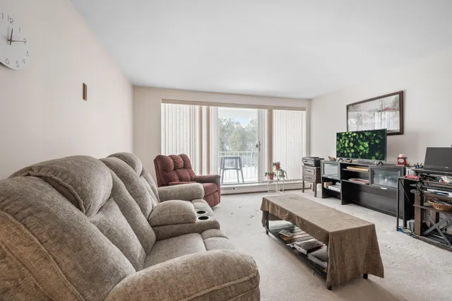 $240,000 | 937 Heritage Court, Unit 201, Mequon, WI 53092