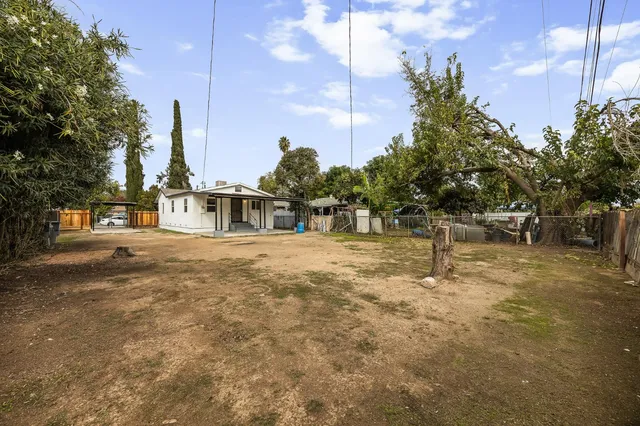$290,000 | 741 West Myers Avenue, Fresno, CA 93706
