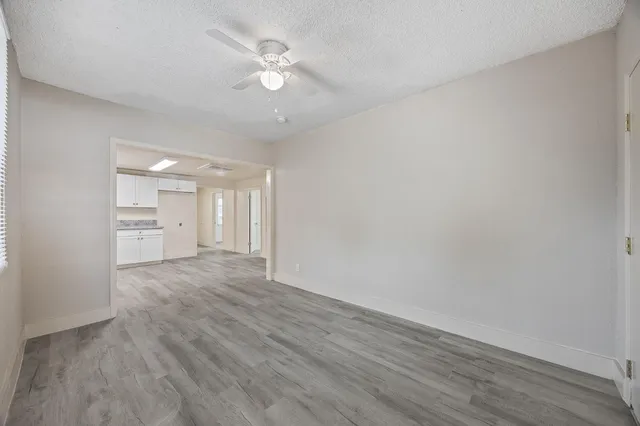 $290,000 | 741 West Myers Avenue, Fresno, CA 93706