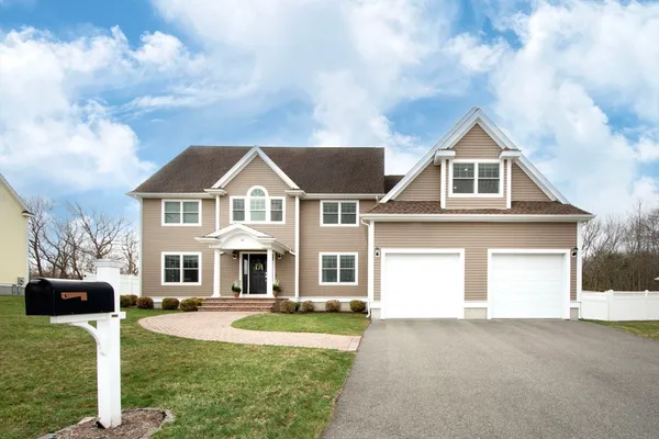 $1,450,000 | 10 Jensen Farm Road, Braintree, MA 02184