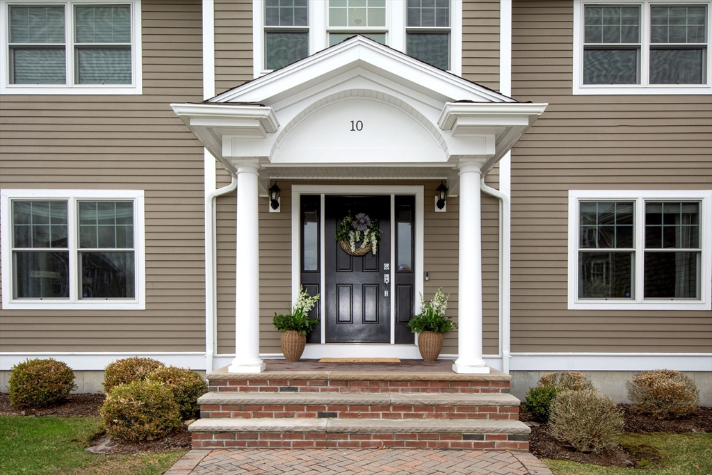 10 Jensen Farm Road Braintree, MA 02184 - Photo 4 of 42