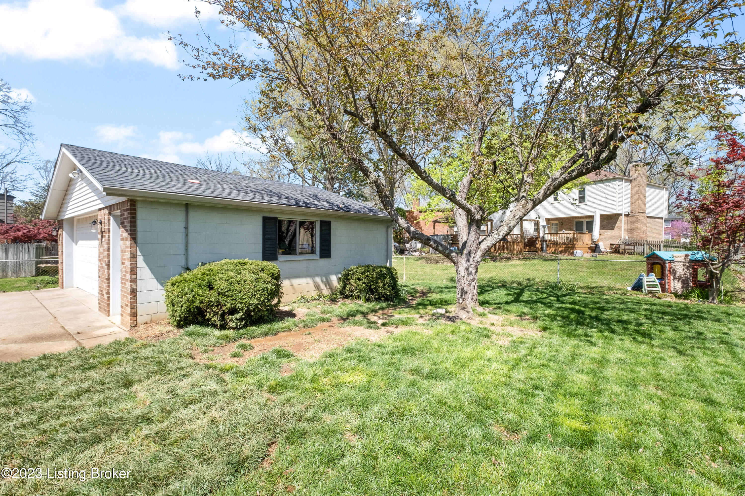 6707 Copperfield Road Louisville, KY 40207 - Photo 32 of 34 6707 Copperfield Rd-7