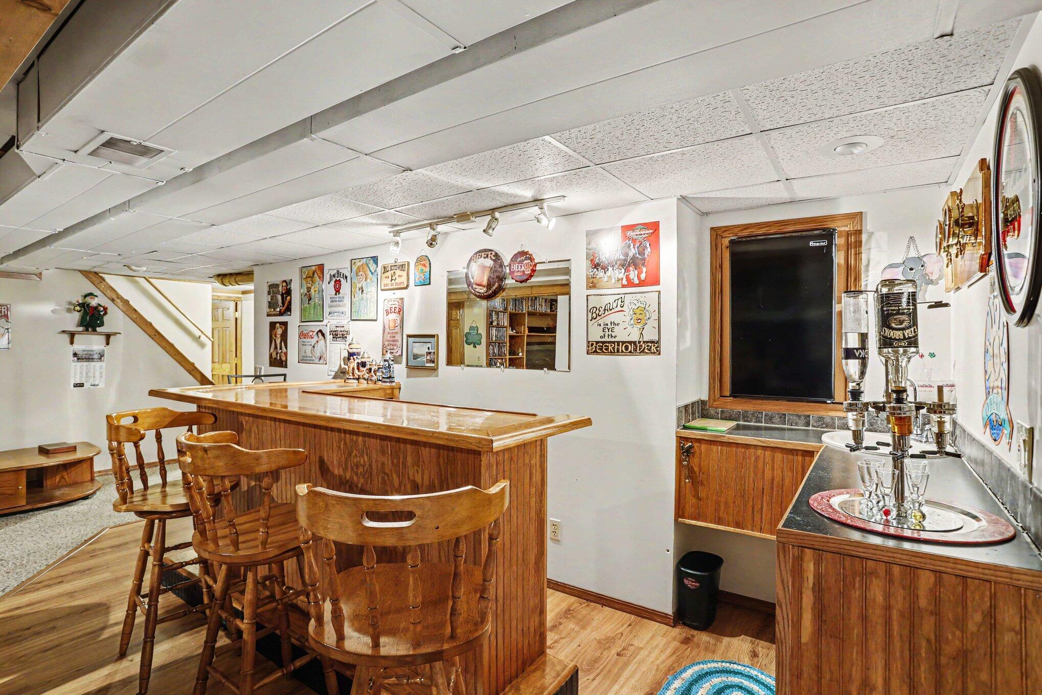 55019 North Fisher Lake Road Three Rivers, MI 49093 - Photo 16 of 34 Wet Bar
