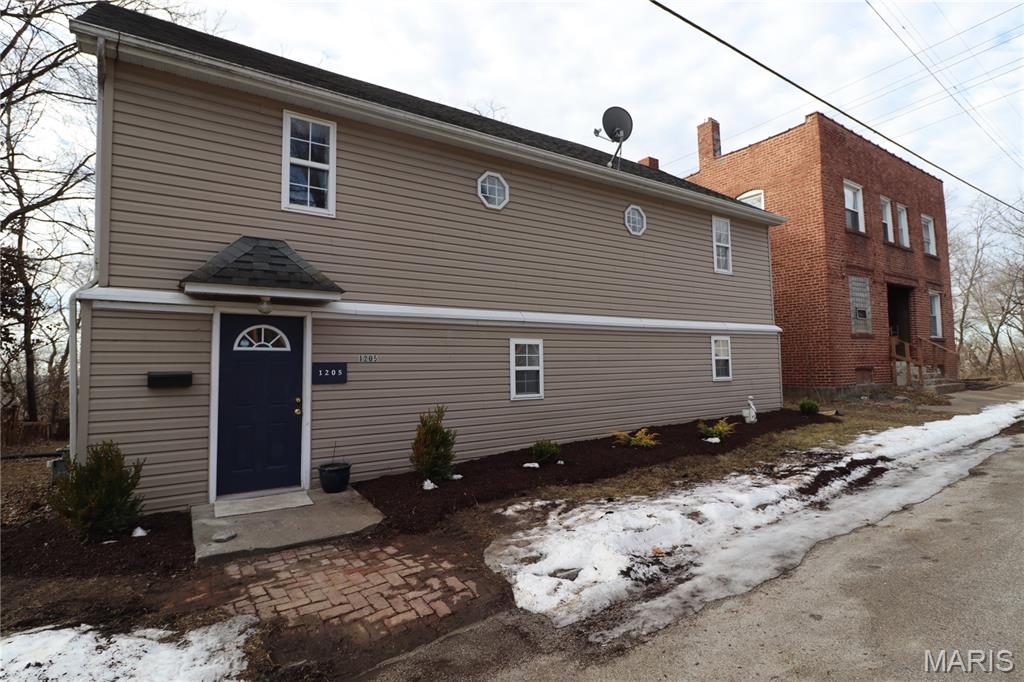 1205 East 4th Street Alton, IL 62002 - Photo 21 of 24