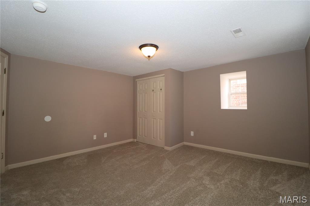 1205 East 4th Street Alton, IL 62002 - Photo 7 of 24