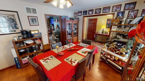 $469,900 | 3572 Highway 10, Lake Village, IN 46349