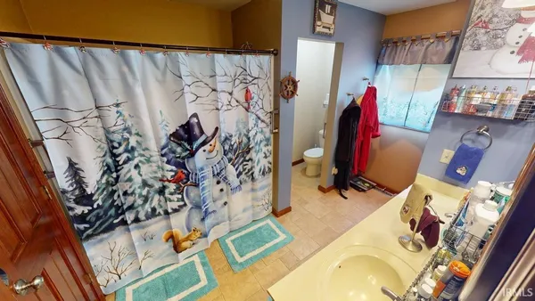 $469,900 | 3572 Highway 10, Lake Village, IN 46349