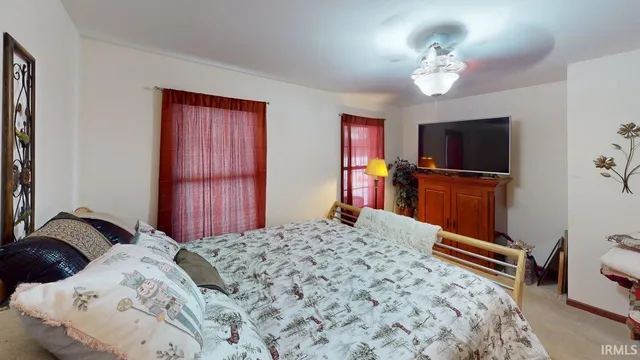 $479,900 | 3572 Highway 10, Lake Village, IN 46349