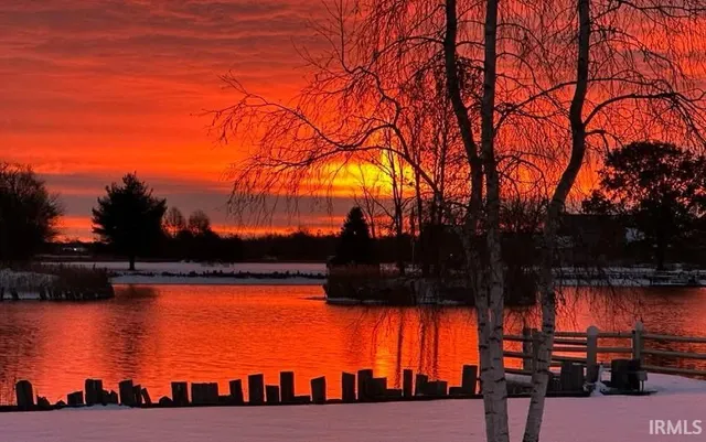 $479,900 | 3572 Highway 10, Lake Village, IN 46349