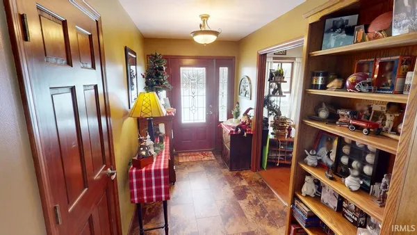 $469,900 | 3572 Highway 10, Lake Village, IN 46349
