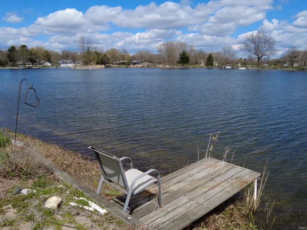 $469,900 | 3572 Highway 10, Lake Village, IN 46349