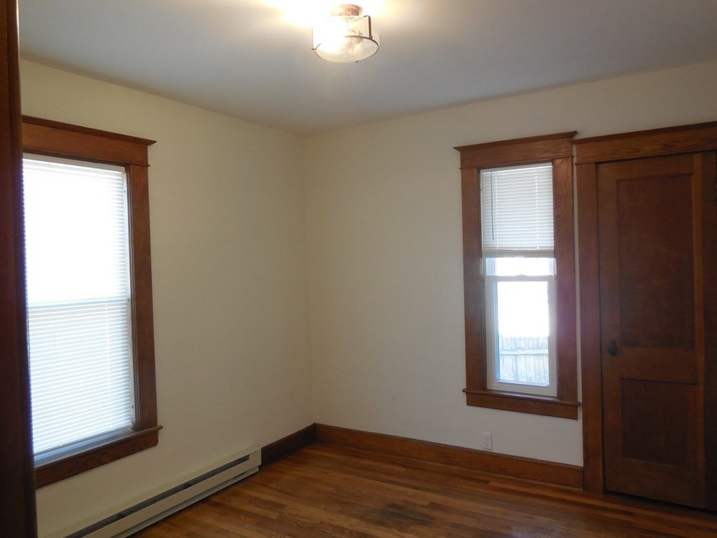 436 Rock Valley Road Holyoke, MA 01040 - Photo 12 of 18
