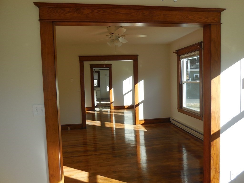 436 Rock Valley Road Holyoke, MA 01040 - Photo 4 of 18