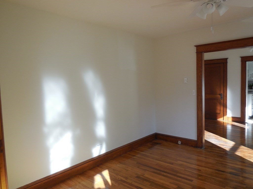 436 Rock Valley Road Holyoke, MA 01040 - Photo 6 of 18