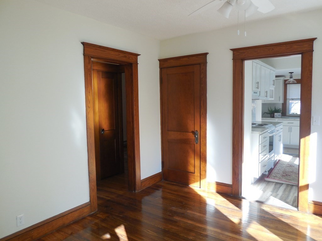 436 Rock Valley Road Holyoke, MA 01040 - Photo 8 of 18