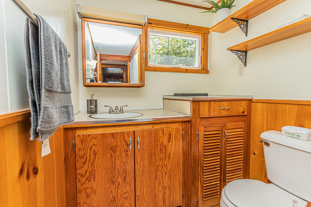 20 Shore Road Wilton, ME 04294 - Photo 19 of 49 1 (16 of 28)