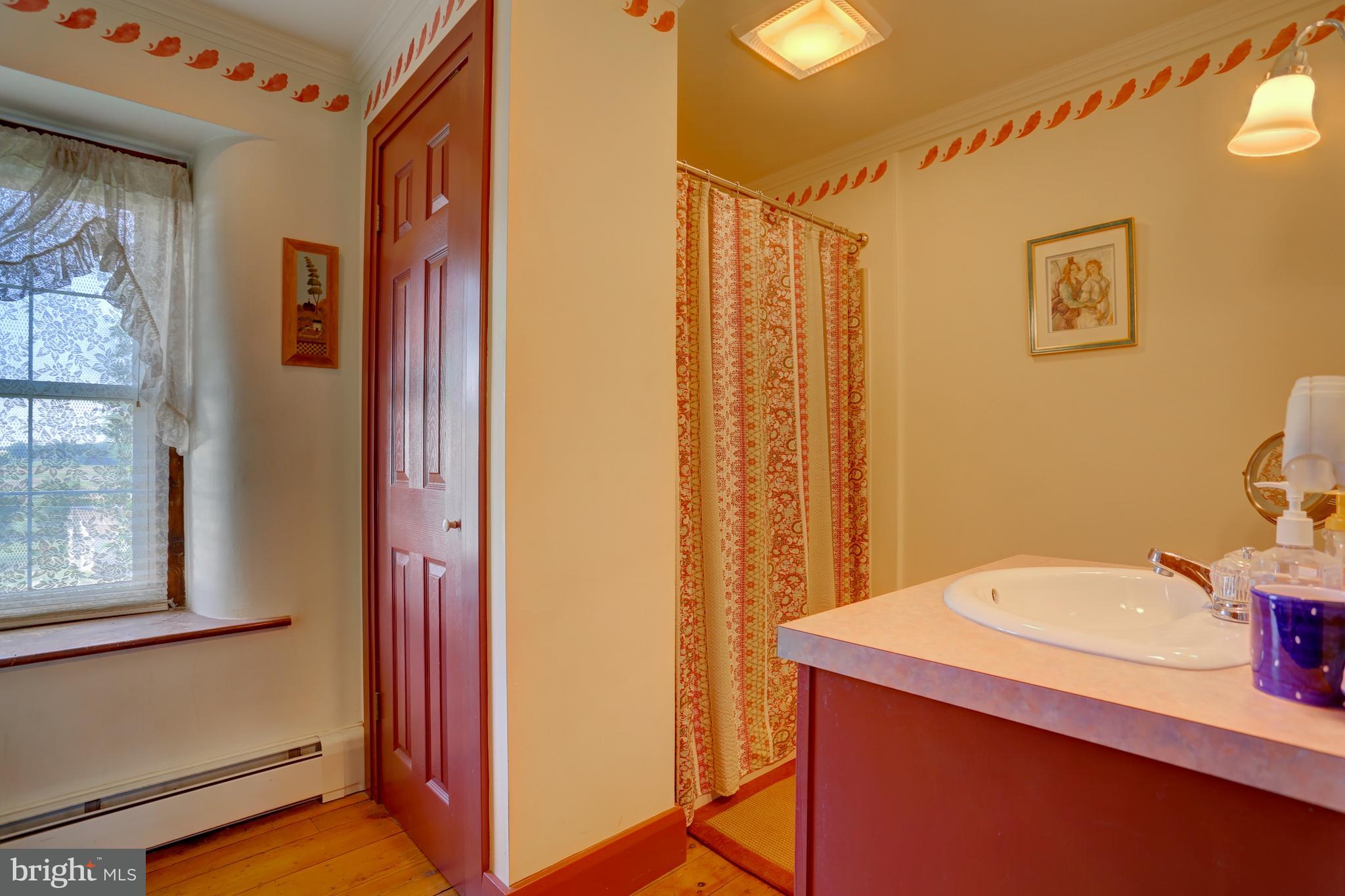 272 Upper Valley Road Christiana, PA 17509 - Photo 18 of 43