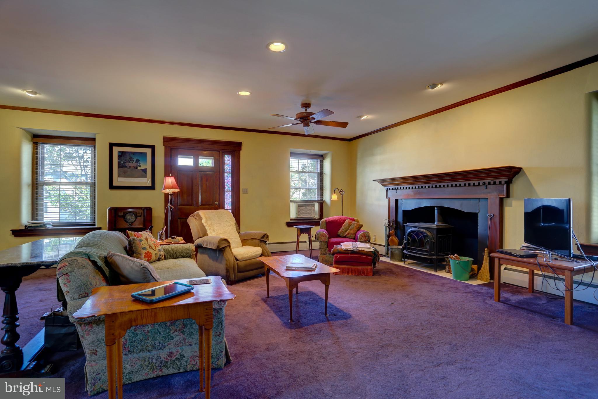 272 Upper Valley Road Christiana, PA 17509 - Photo 3 of 43