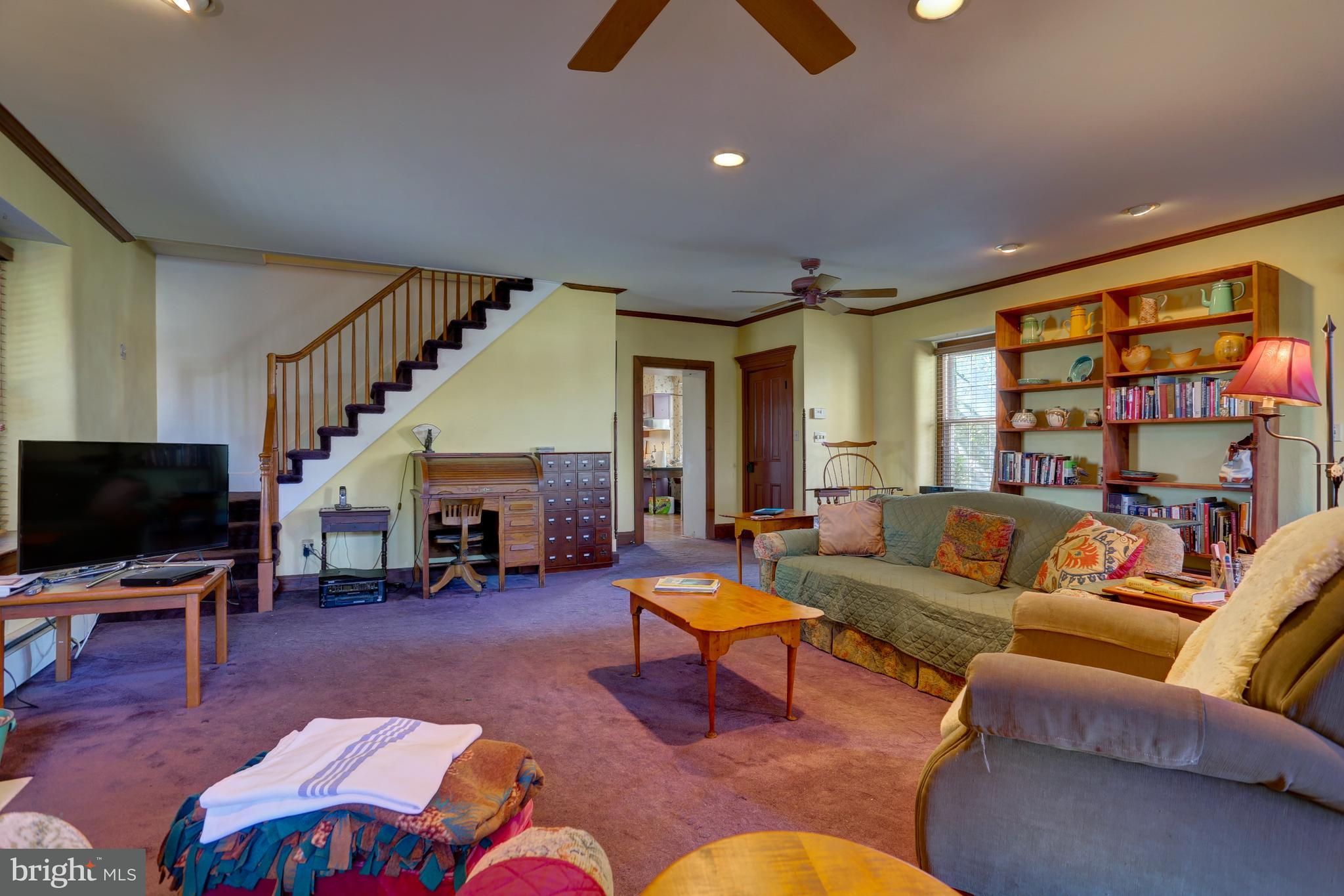 272 Upper Valley Road Christiana, PA 17509 - Photo 7 of 43
