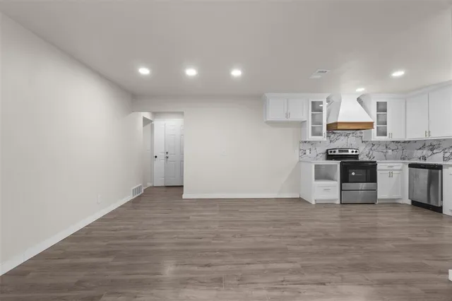 $395,000 | 1917 Windlea Drive, Euless, TX 76040