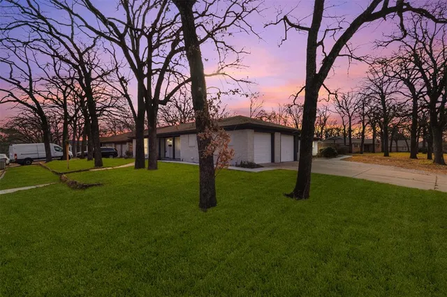 $395,000 | 1917 Windlea Drive, Euless, TX 76040