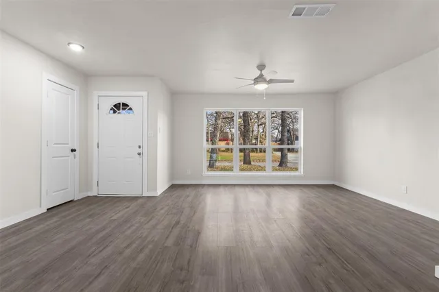 $395,000 | 1917 Windlea Drive, Euless, TX 76040