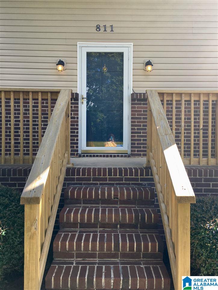 811 Country View Drive Northeast Birmingham, AL 35215 - Photo 4 of 49