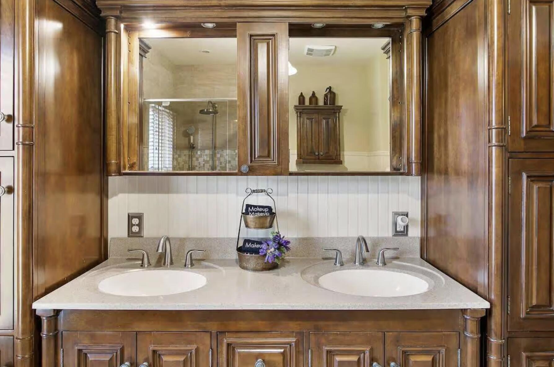 300 Ferry Street Douglas, MI 49406 - Photo 14 of 34 300 Primary Level 1 Bathroom