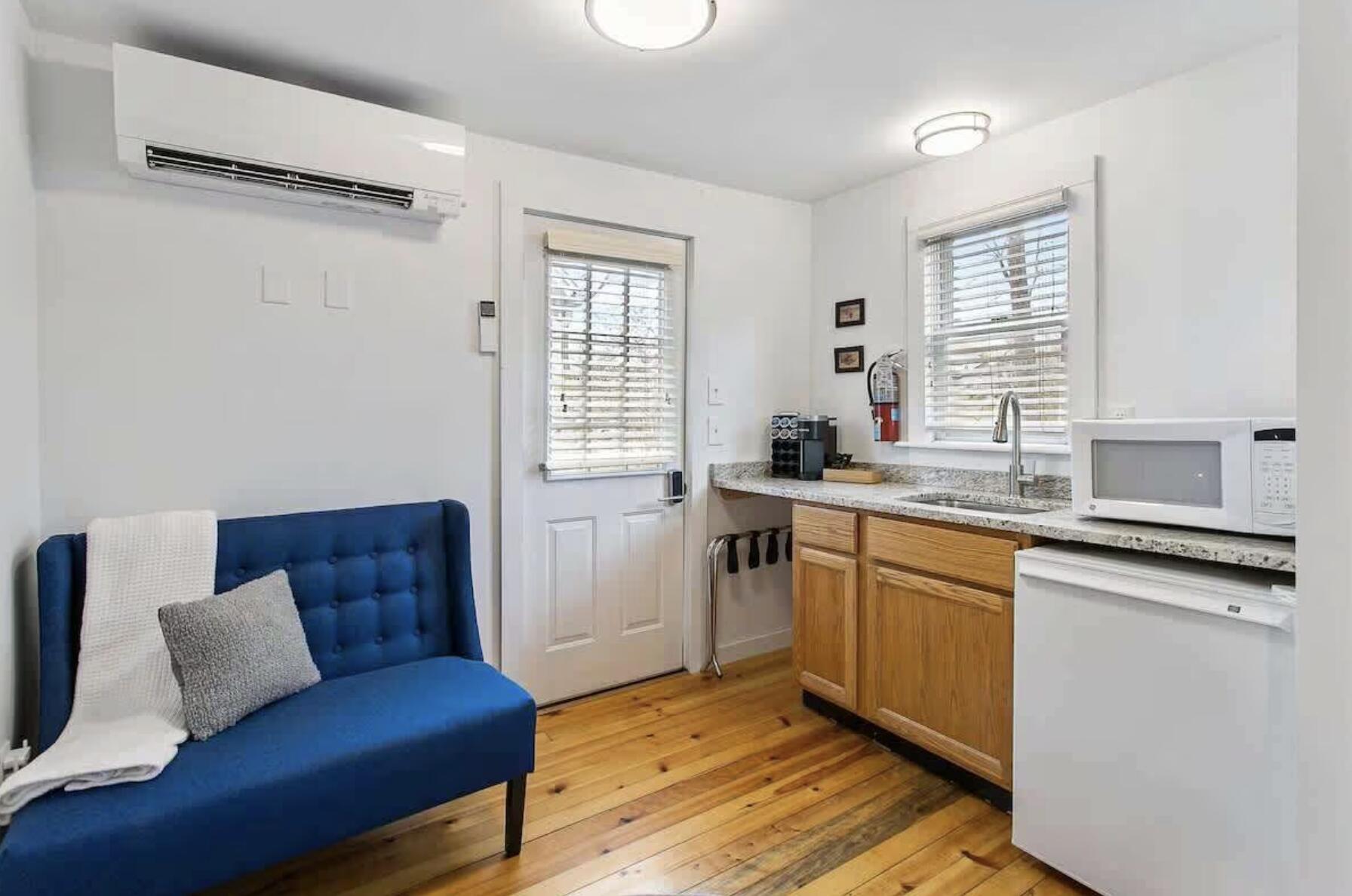 300 Ferry Street Douglas, MI 49406 - Photo 23 of 34 300 Ferry Cottage 2 Kitchenette
