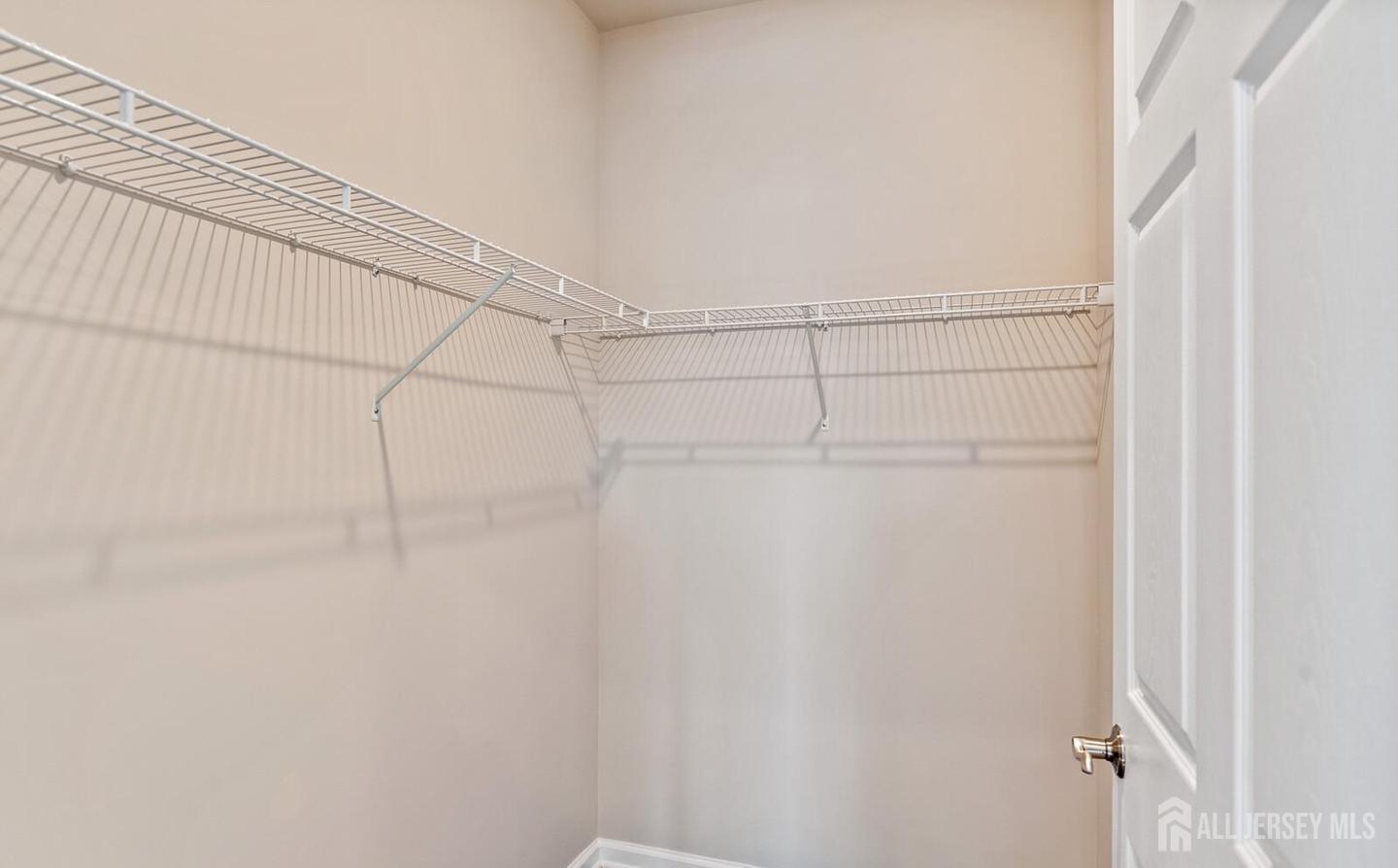 944 Halifax Place Hamilton, NJ 08619 - Photo 11 of 25