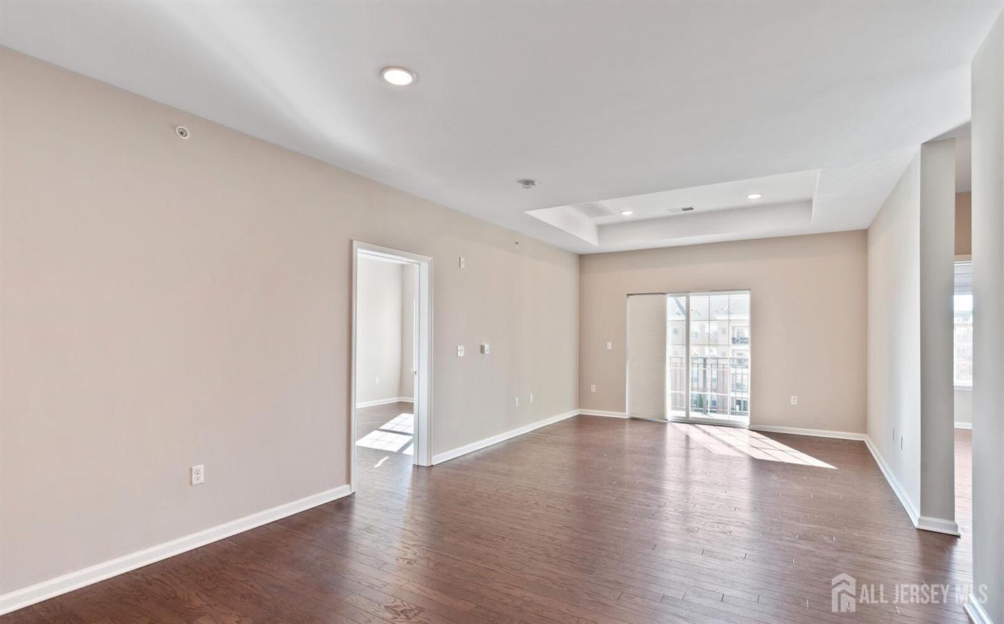 944 Halifax Place Hamilton, NJ 08619 - Photo 2 of 25