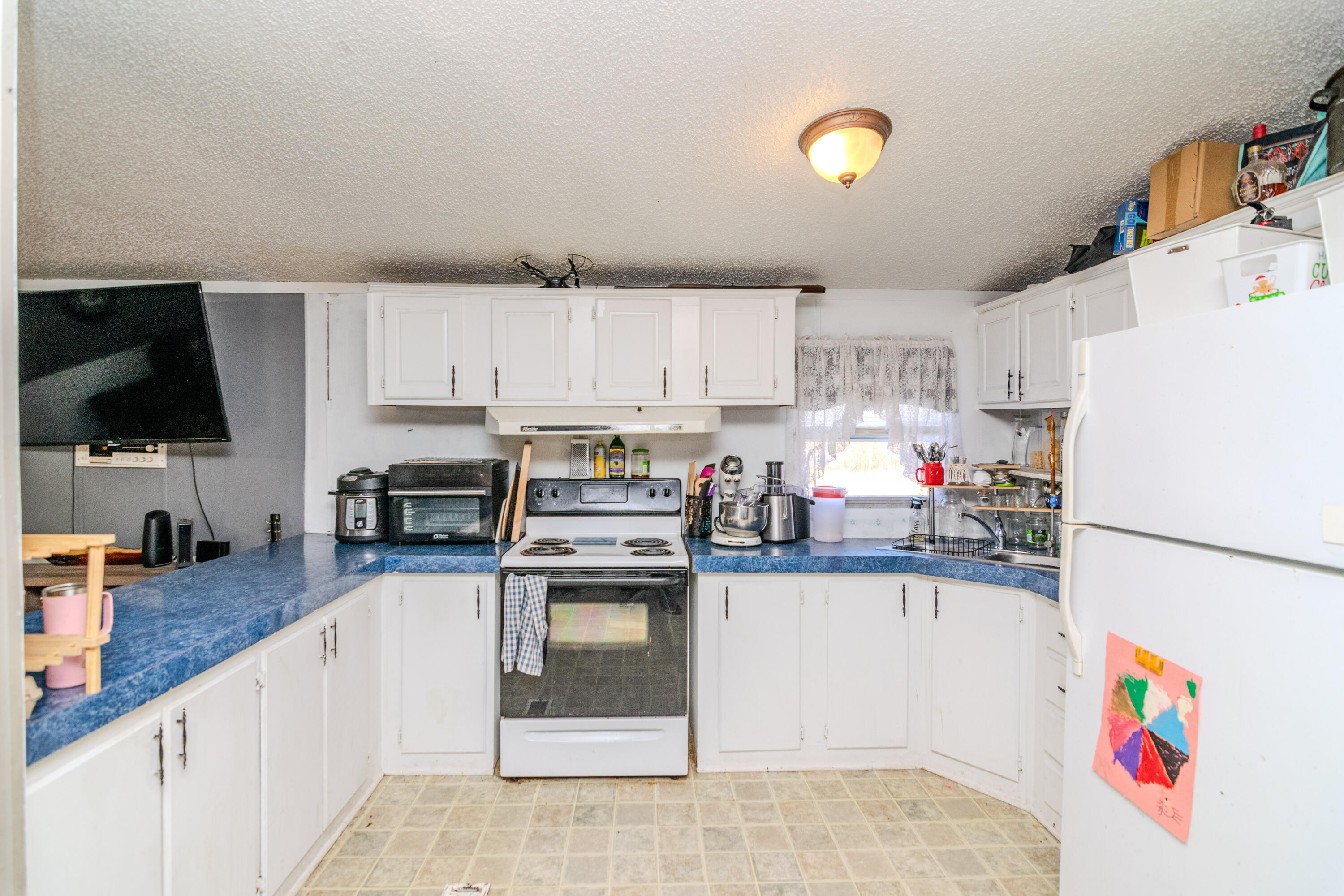 464 Taylor Road London, KY 40741 - Photo 2 of 29 464Taylor-0079