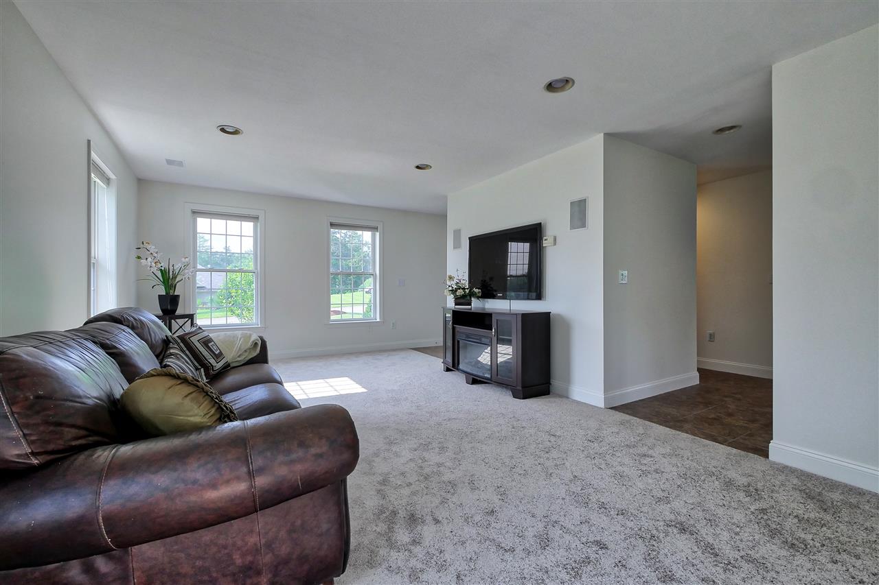 3 Gilson Road Nashua, NH 03062 - Photo 17 of 40 Gallery Image 17