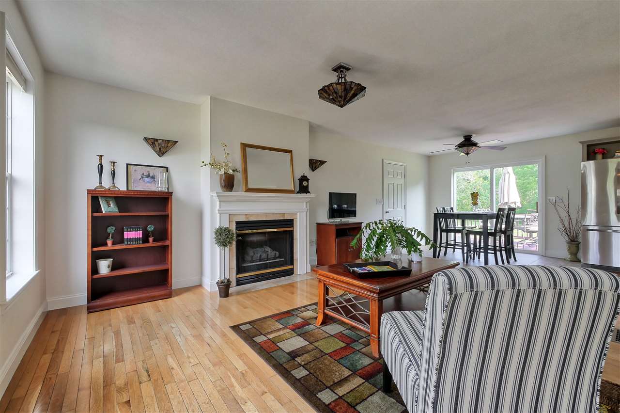 3 Gilson Road Nashua, NH 03062 - Photo 8 of 40 Gallery Image 8