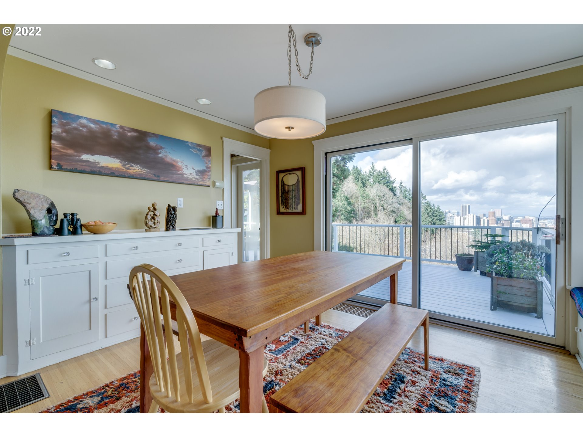 3976 Southwest Condor Avenue Portland, OR 97239 - Photo 5 of 32 Gallery Image 5