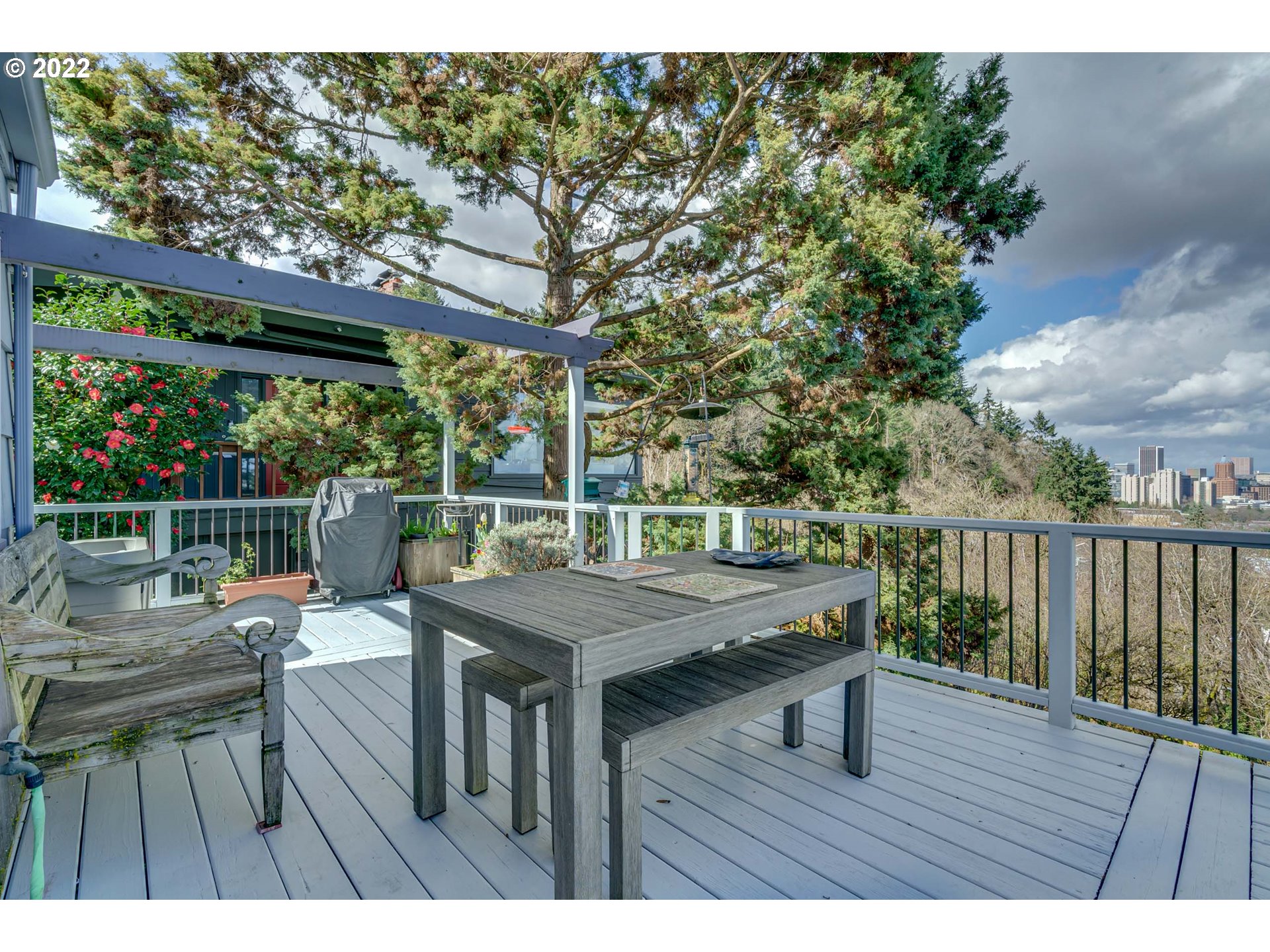 3976 Southwest Condor Avenue Portland, OR 97239 - Photo 7 of 32 Gallery Image 7