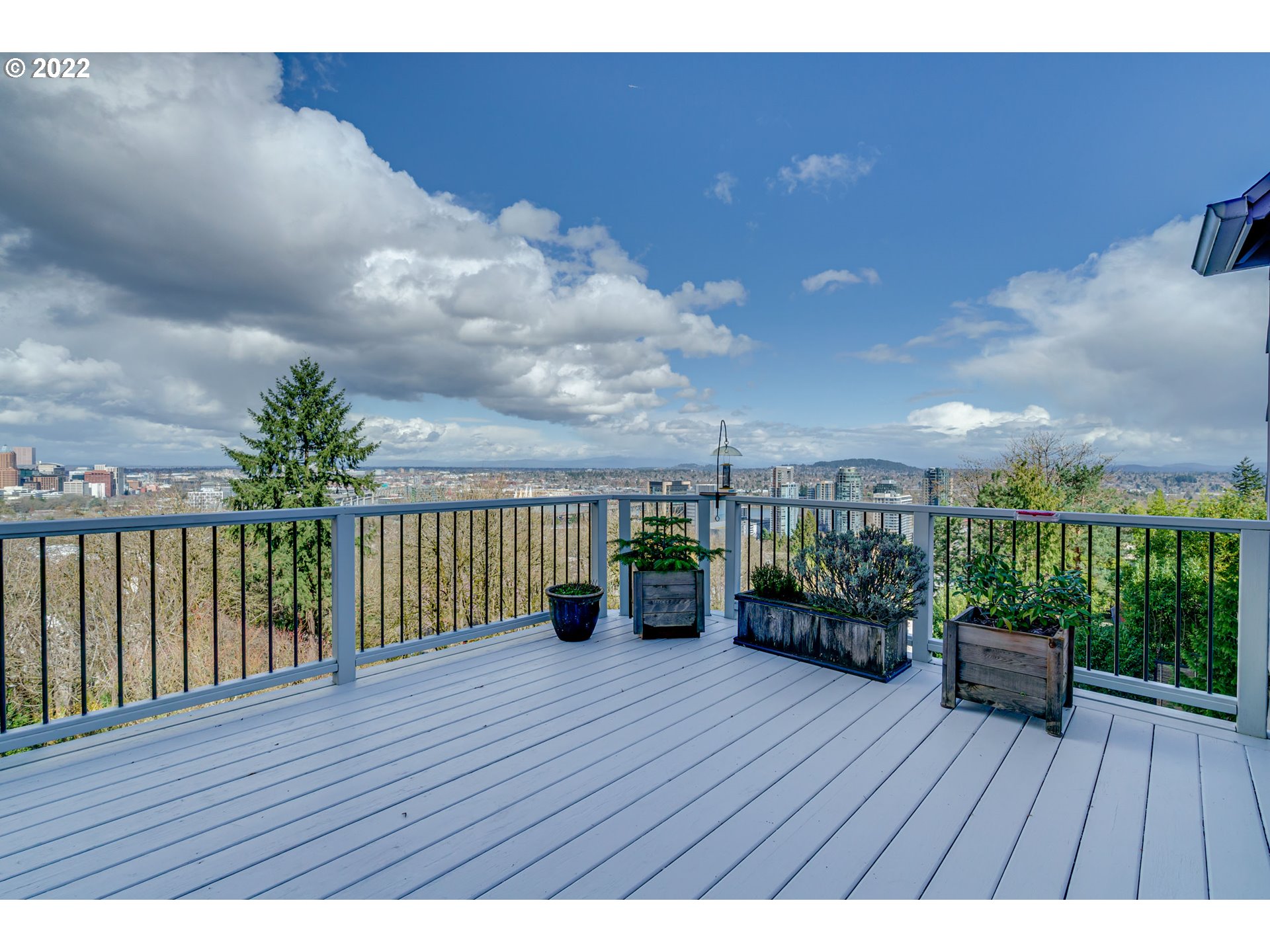 3976 Southwest Condor Avenue Portland, OR 97239 - Photo 8 of 32 Gallery Image 8