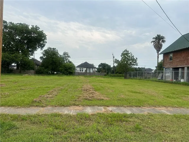 $75,000 | 1705 Center Street, Arabi, LA 70032