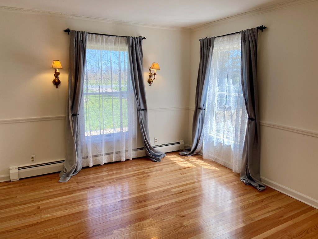 81 Old Town Road Peru, NY 12972 - Photo 4 of 37