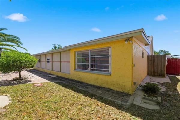 $1,950 | 3673 Rockaway Drive, Holiday, FL 34691