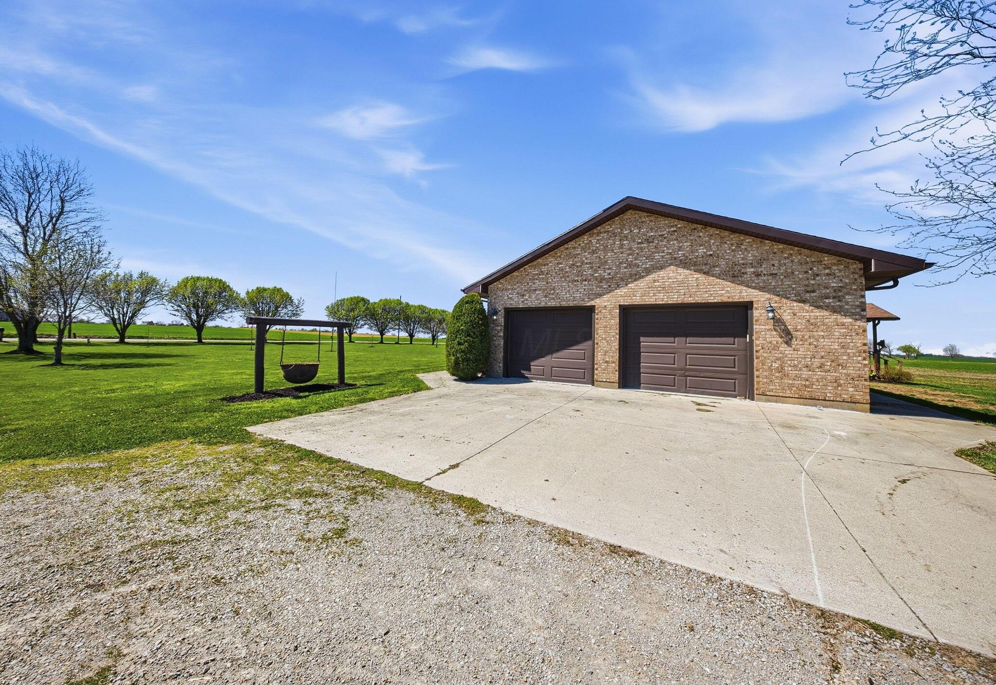 348 Grassy Run Road Sabina, OH 45169 - Photo 11 of 62 Gallery Image 11