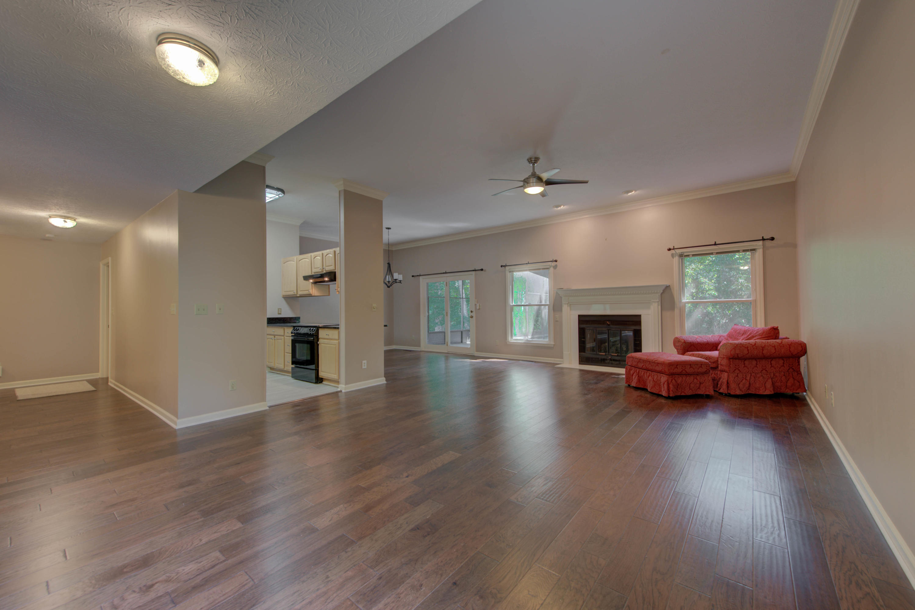 106 Blue Ridge Court Oak Ridge, TN 37830 - Photo 4 of 23 4